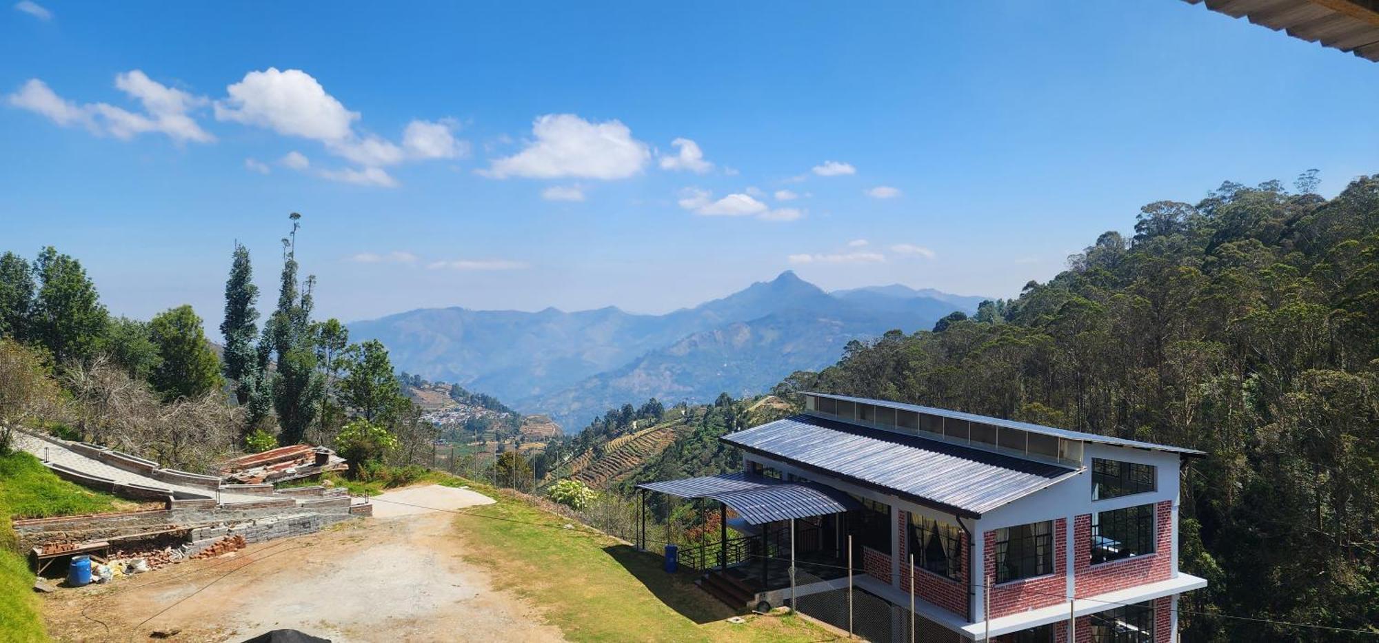 Aura Crimson Vistas Hotel Kodaikanal Buitenkant foto