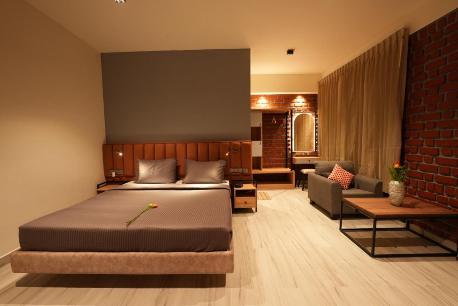 Aura Crimson Vistas Hotel Kodaikanal Kamer foto